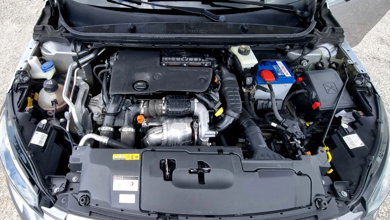 Peugeot 308 1.6 blueHDI, снимка 15 - Автомобили и джипове - 50743112