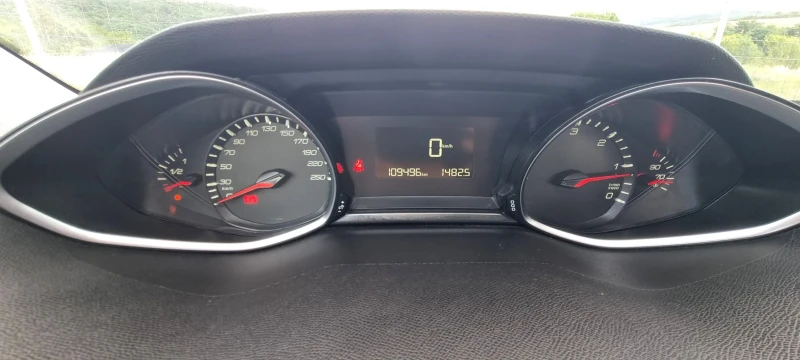 Peugeot 308 1.6 blueHDI, снимка 13 - Автомобили и джипове - 50743112