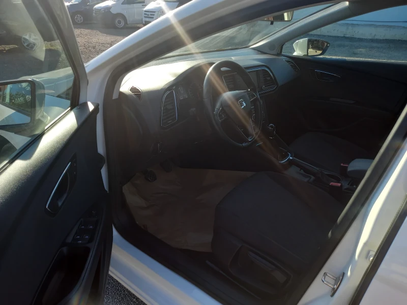 Seat Leon 1.4 TGI  ФАБРИЧЕН МЕТАН, снимка 13 - Автомобили и джипове - 51305291