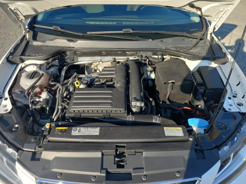 Seat Leon 1.4 TGI  ФАБРИЧЕН МЕТАН, снимка 15 - Автомобили и джипове - 51305291