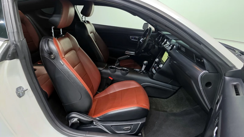 Ford Mustang 2.3L ECOBOOST autogeorge.com, снимка 9 - Автомобили и джипове - 51903568
