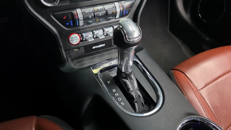 Ford Mustang 2.3L ECOBOOST autogeorge.com, снимка 8 - Автомобили и джипове - 51903568