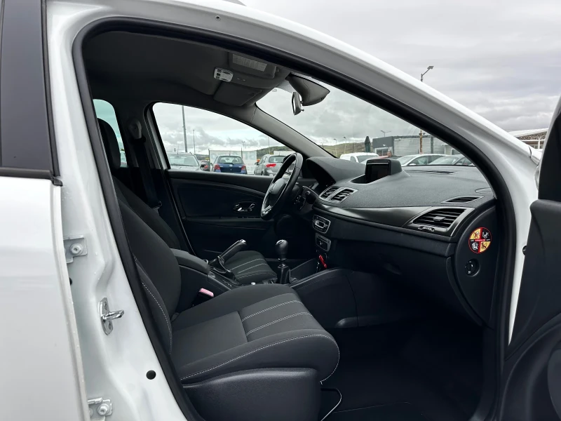 Renault Megane 1.5DCi-GT-LINE-НАВИ-LED-FULL-NEW-TOP, снимка 14 - Автомобили и джипове - 52203359