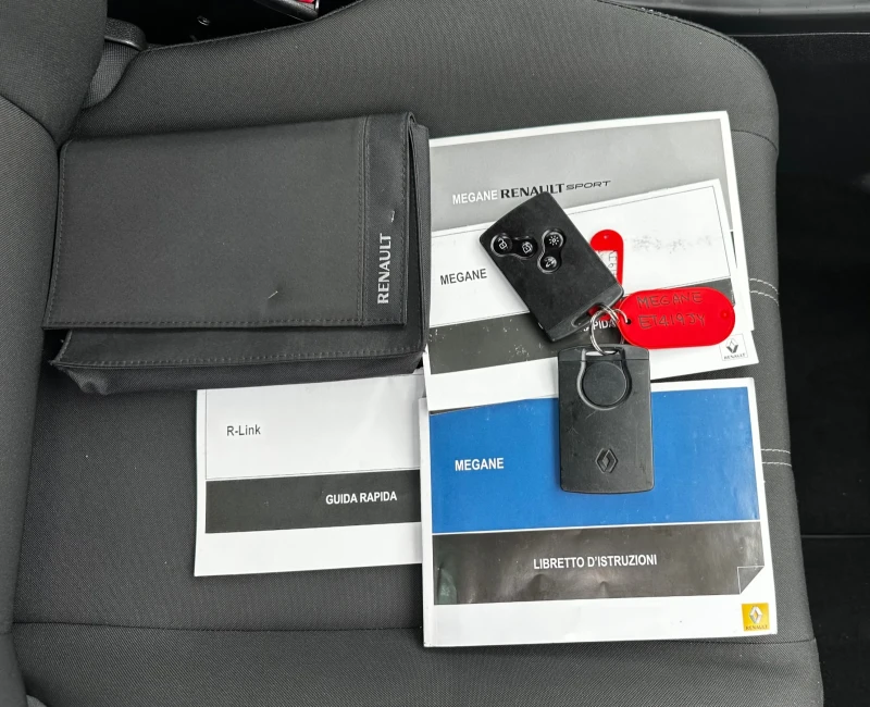 Renault Megane 1.5DCi-GT-LINE-НАВИ-LED-FULL-NEW-TOP, снимка 15 - Автомобили и джипове - 52203359
