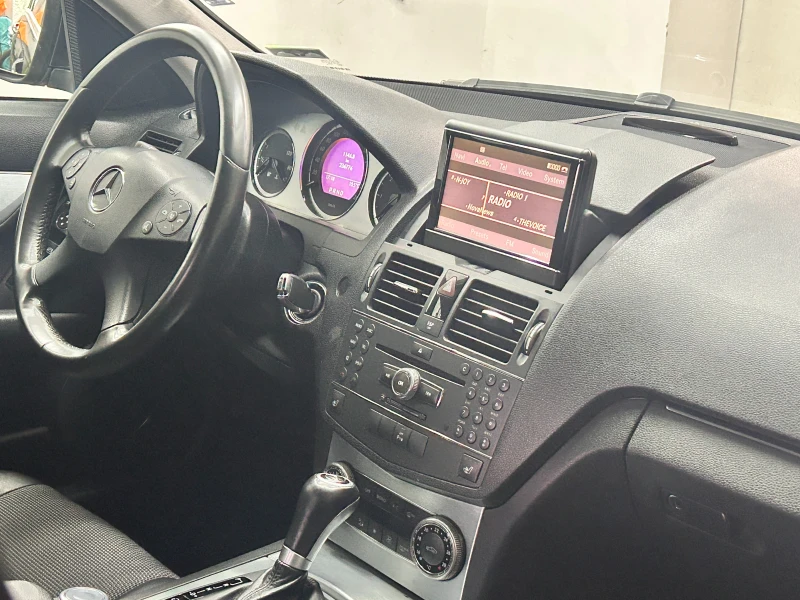 Mercedes-Benz C 200 CDI Avantgarde, снимка 10 - Автомобили и джипове - 52409303