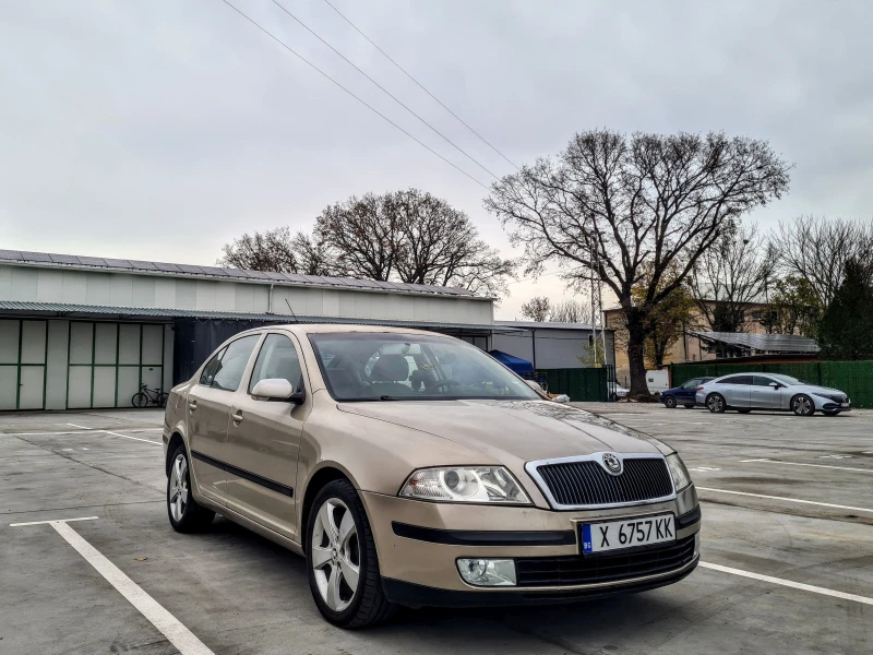 Skoda Octavia 2.0 TDI 140 к.с. ТЕМПОМАТ КЛИМАТРОНИК ЕВРО 4, снимка 2 - Автомобили и джипове - 52576414