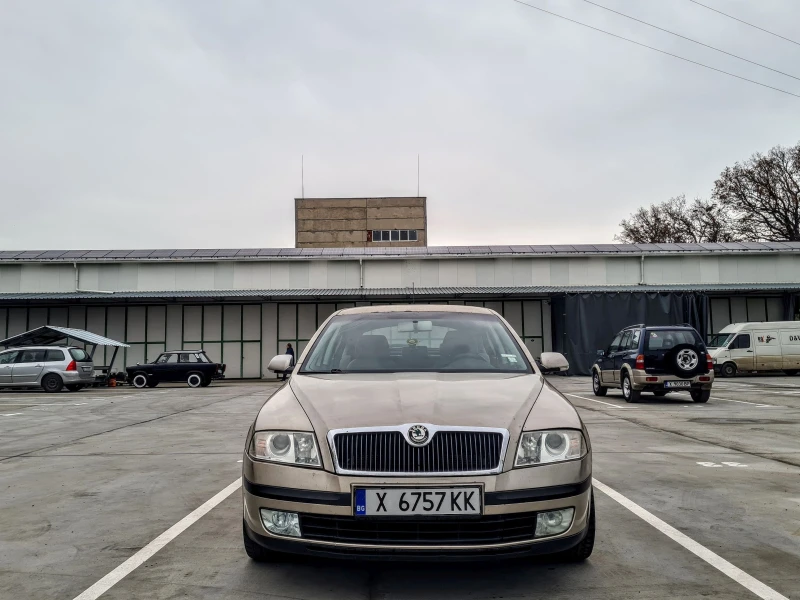 Skoda Octavia 2.0 TDI 140 к.с. ТЕМПОМАТ КЛИМАТРОНИК ЕВРО 4, снимка 3 - Автомобили и джипове - 52576414