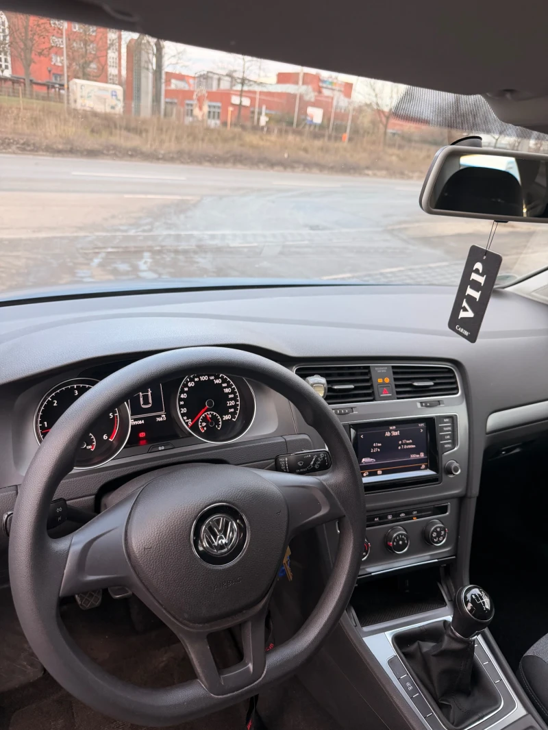 VW Golf Golf 1.6 tdi bluemotion 105 кс, снимка 17 - Автомобили и джипове - 52866396