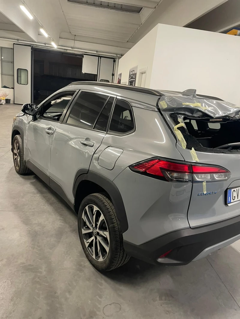 Toyota Corolla Cross 2.0HYBRID  20000KM, снимка 5 - Автомобили и джипове - 52878060