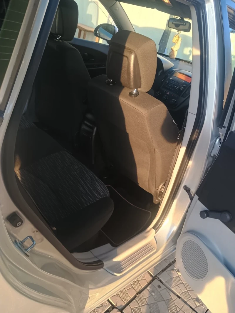 Kia Ceed, снимка 12 - Автомобили и джипове - 52880230