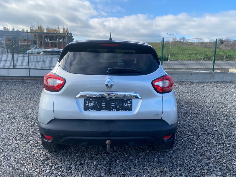 Renault Captur 1, 5  нави, снимка 8 - Автомобили и джипове - 52891707
