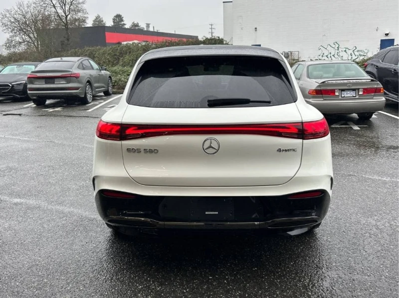 Mercedes-Benz EQS 580 4MATIC * МАСАЖИ* ДИСТРОНИК* 360 КАМЕРА* ОБДУХВ, снимка 5 - Автомобили и джипове - 53397350