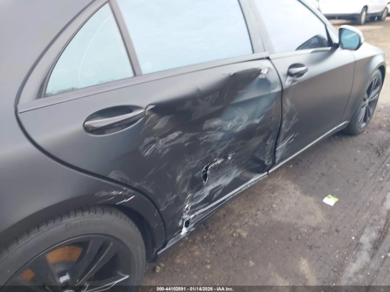 Mercedes-Benz S 560 4MATIC * Kрайна цена без търг* , снимка 6 - Автомобили и джипове - 53542229