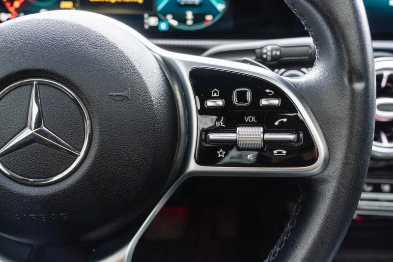 Mercedes-Benz A 250 Hatchback FWD* АвтоКредит* (Цена до БГ) , снимка 8 - Автомобили и джипове - 53572415