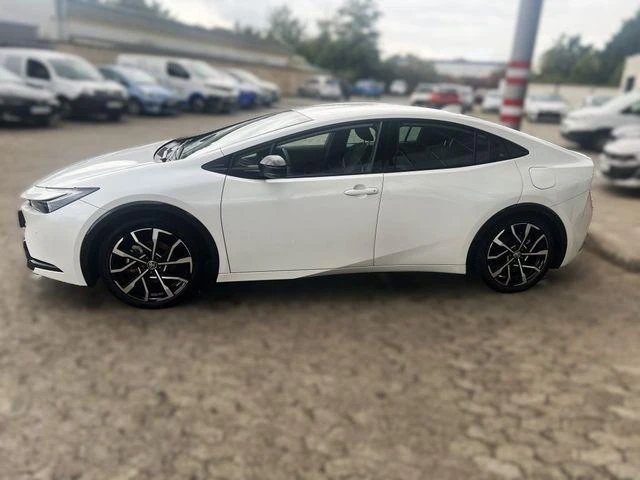 Toyota Prius  - изображение 3