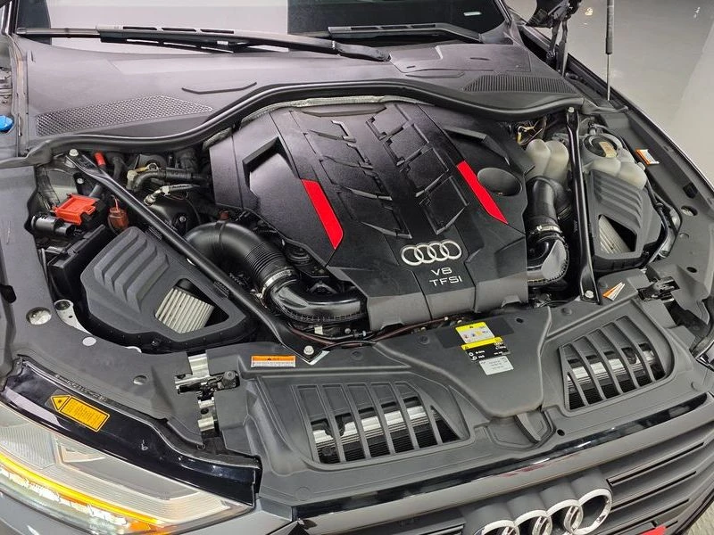 Audi S8 4.0 CWW Automatic, снимка 17 - Автомобили и джипове - 55451044