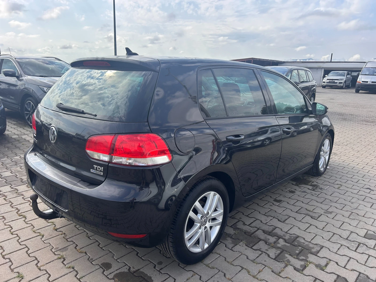 VW Golf 1.6TDI NAVI EURO 5 - изображение 5