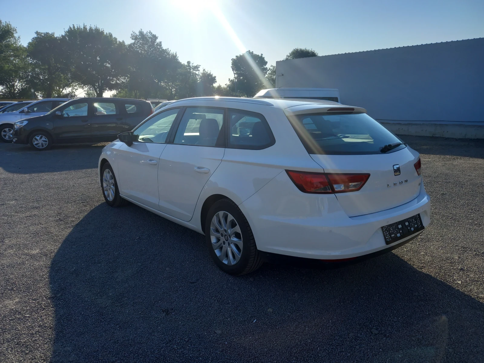 Seat Leon 1.4 TGI  ФАБРИЧЕН МЕТАН - изображение 6