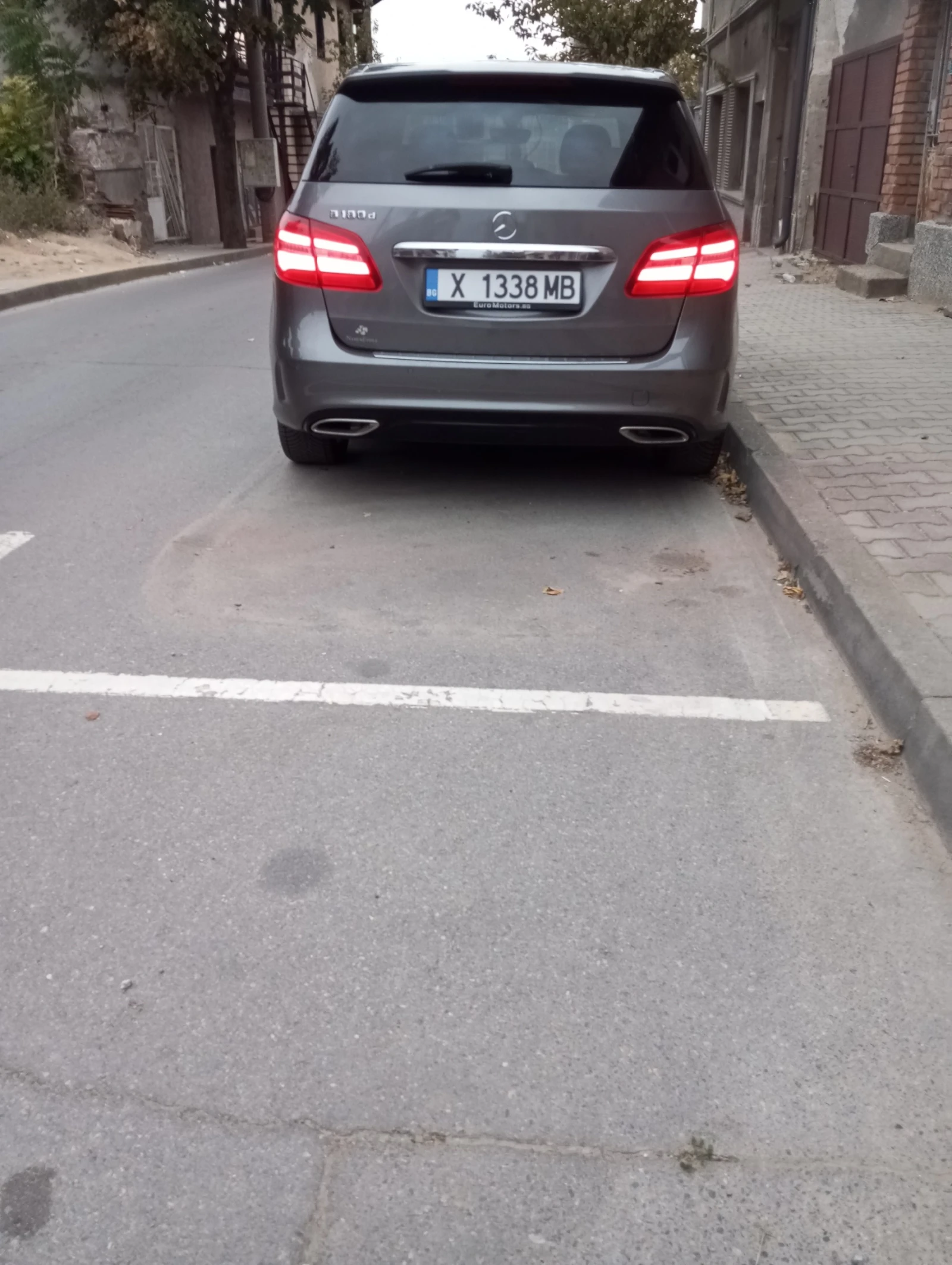 Mercedes-Benz B 180  - изображение 5