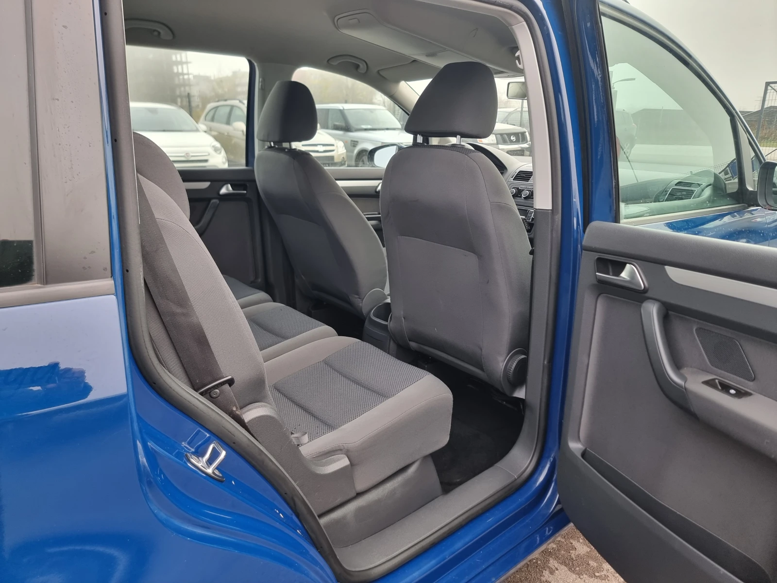 VW Touran 1.4I TURBO | Mobile.bg   14