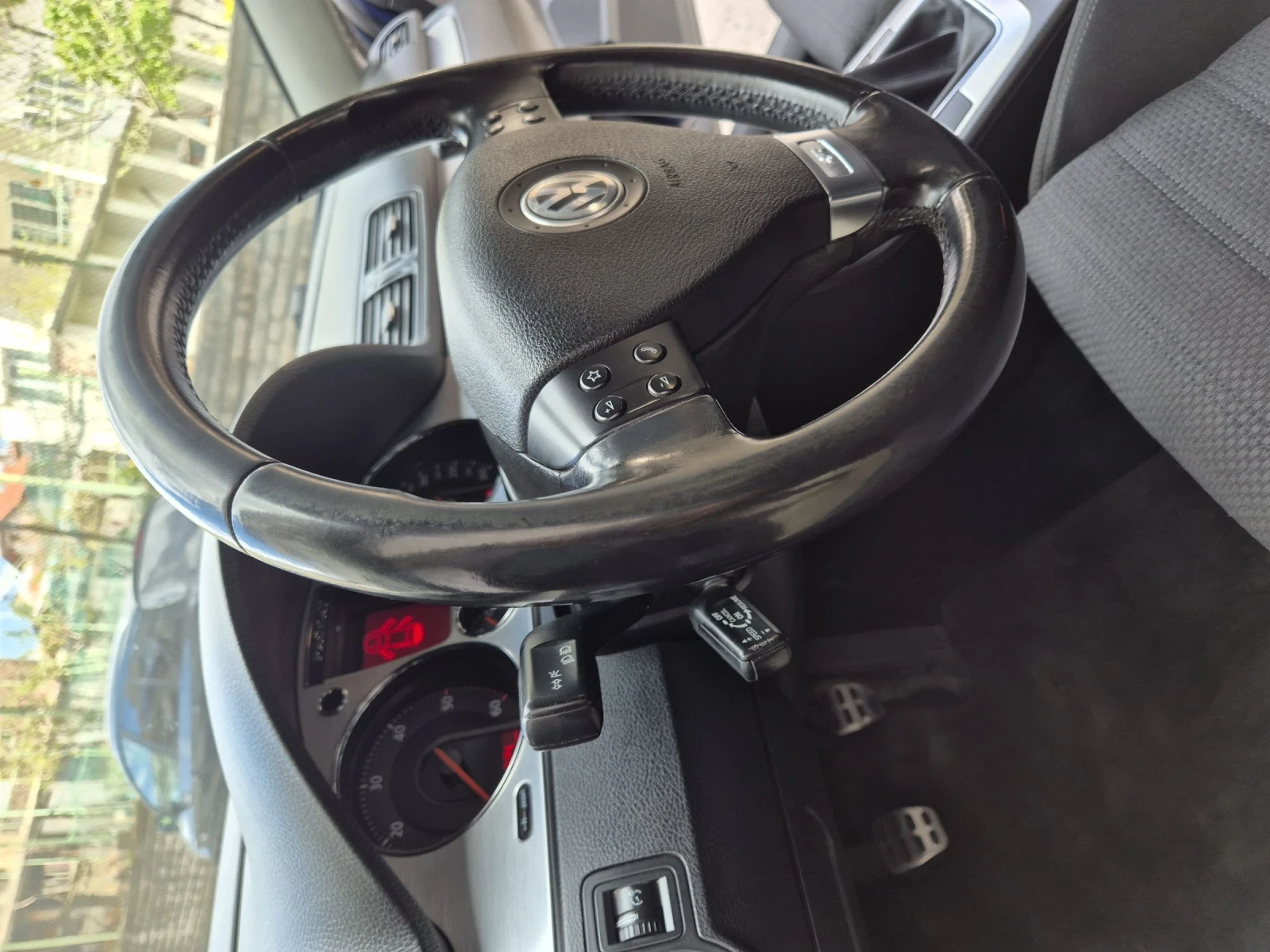 VW Passat 2.0 TDI BMR, снимка 9 - Автомобили и джипове - 52857187