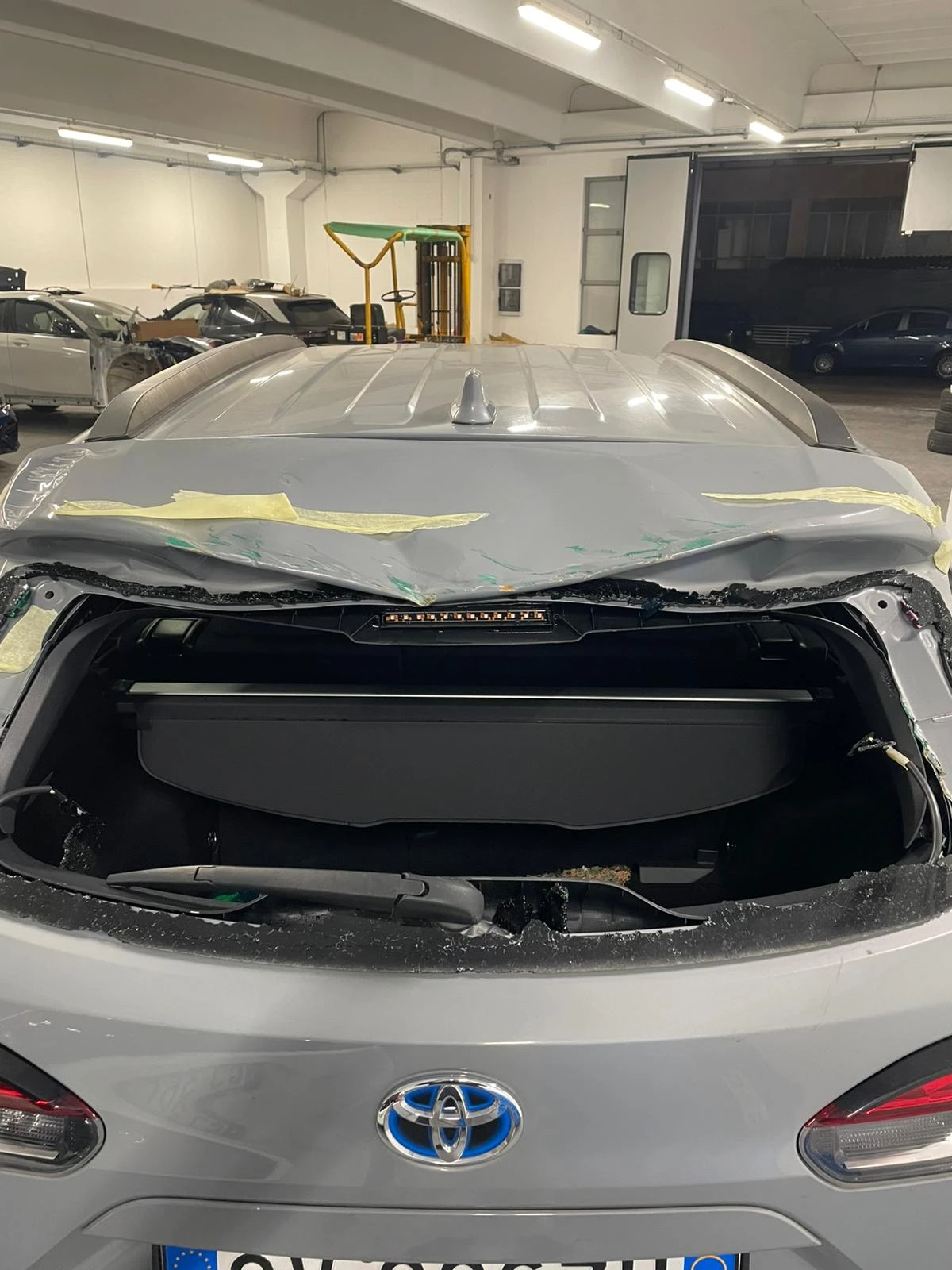 Toyota Corolla Cross 2.0HYBRID  20000KM | Mobile.bg � ����������� 17