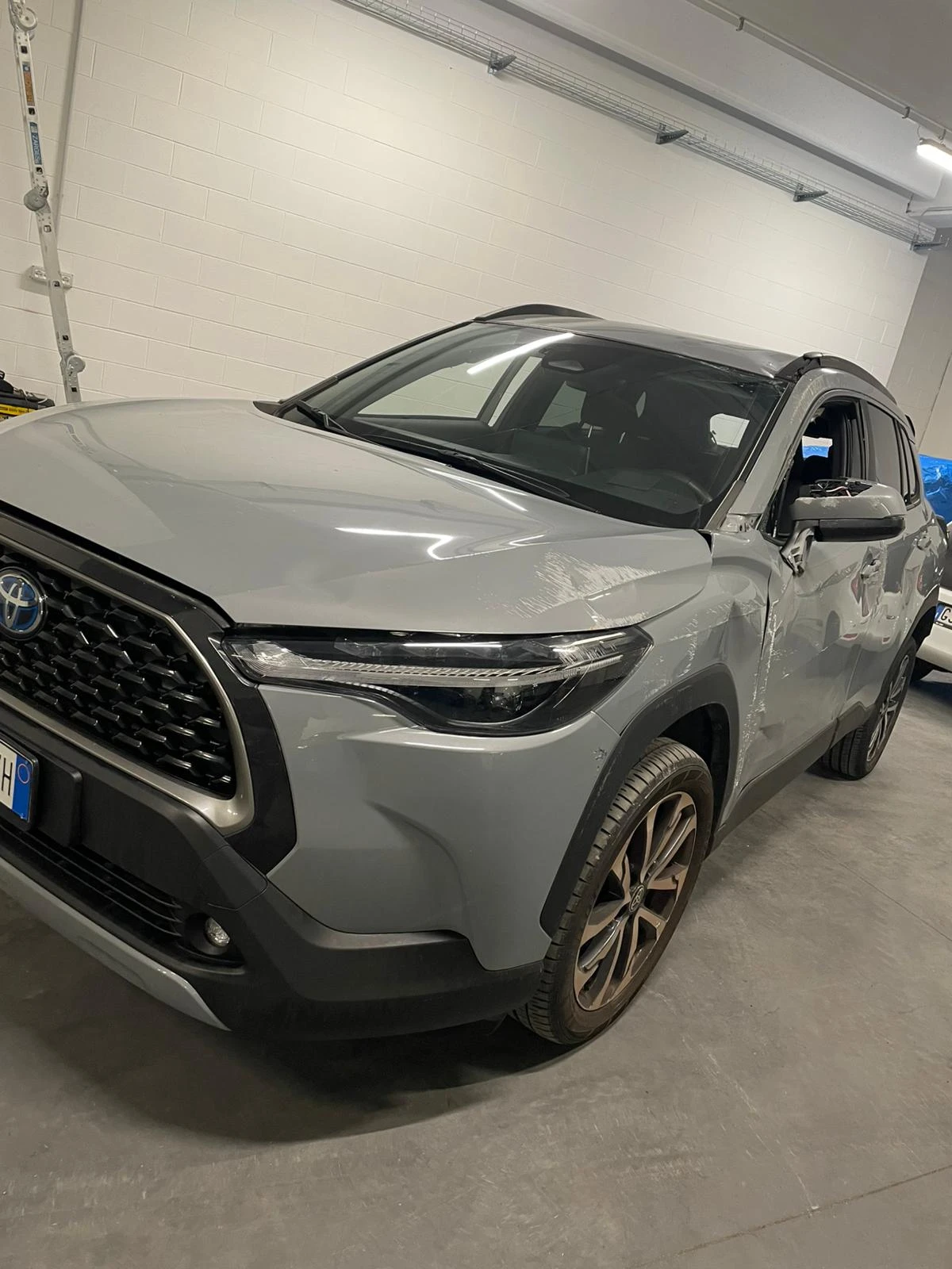 Toyota Corolla Cross 2.0HYBRID  20000KM | Mobile.bg � ����������� 1