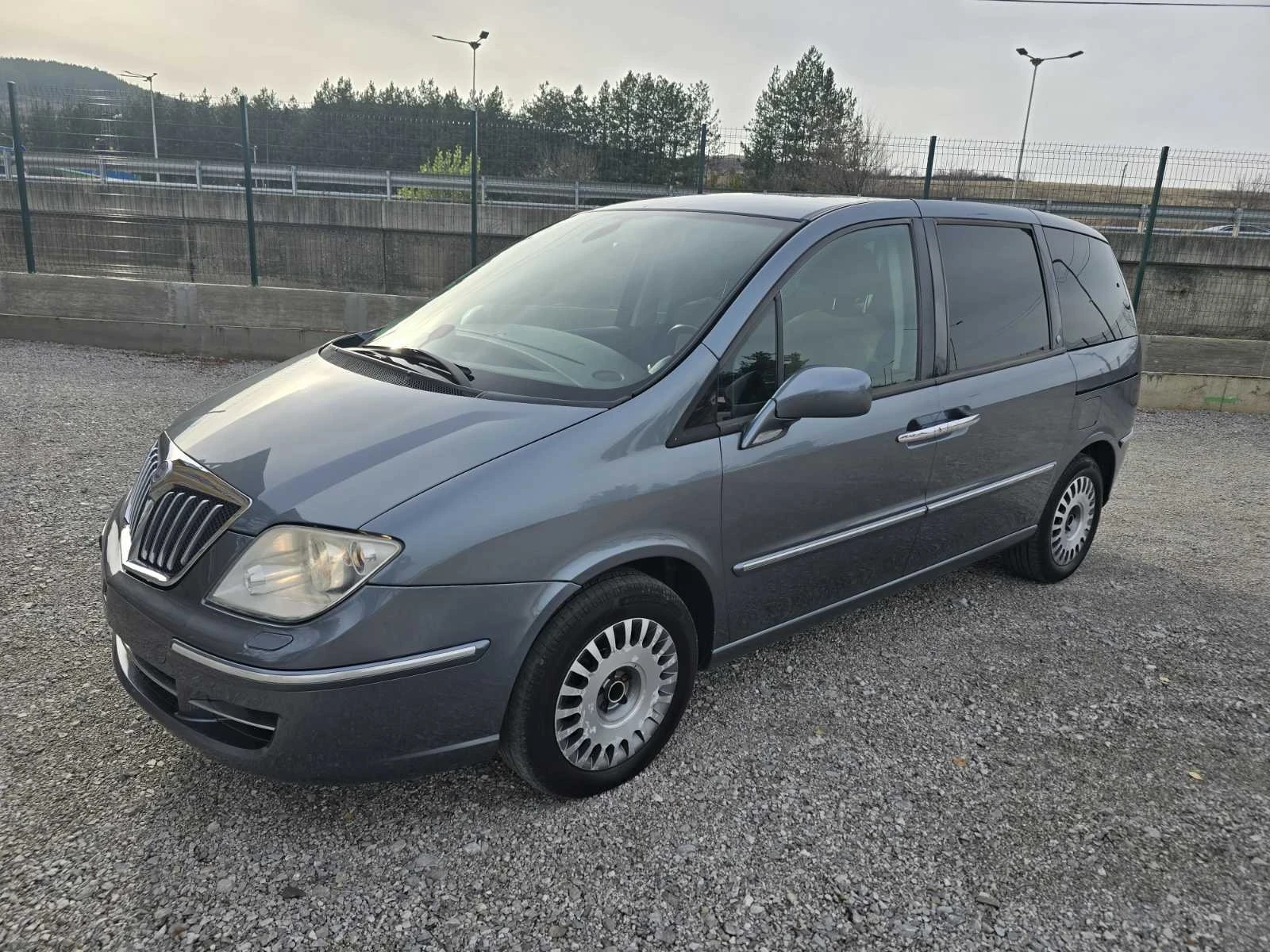 Lancia Phedra 2.2 JTD 170 �.�. / 7 ������ | Mobile.bg � ����������� 4