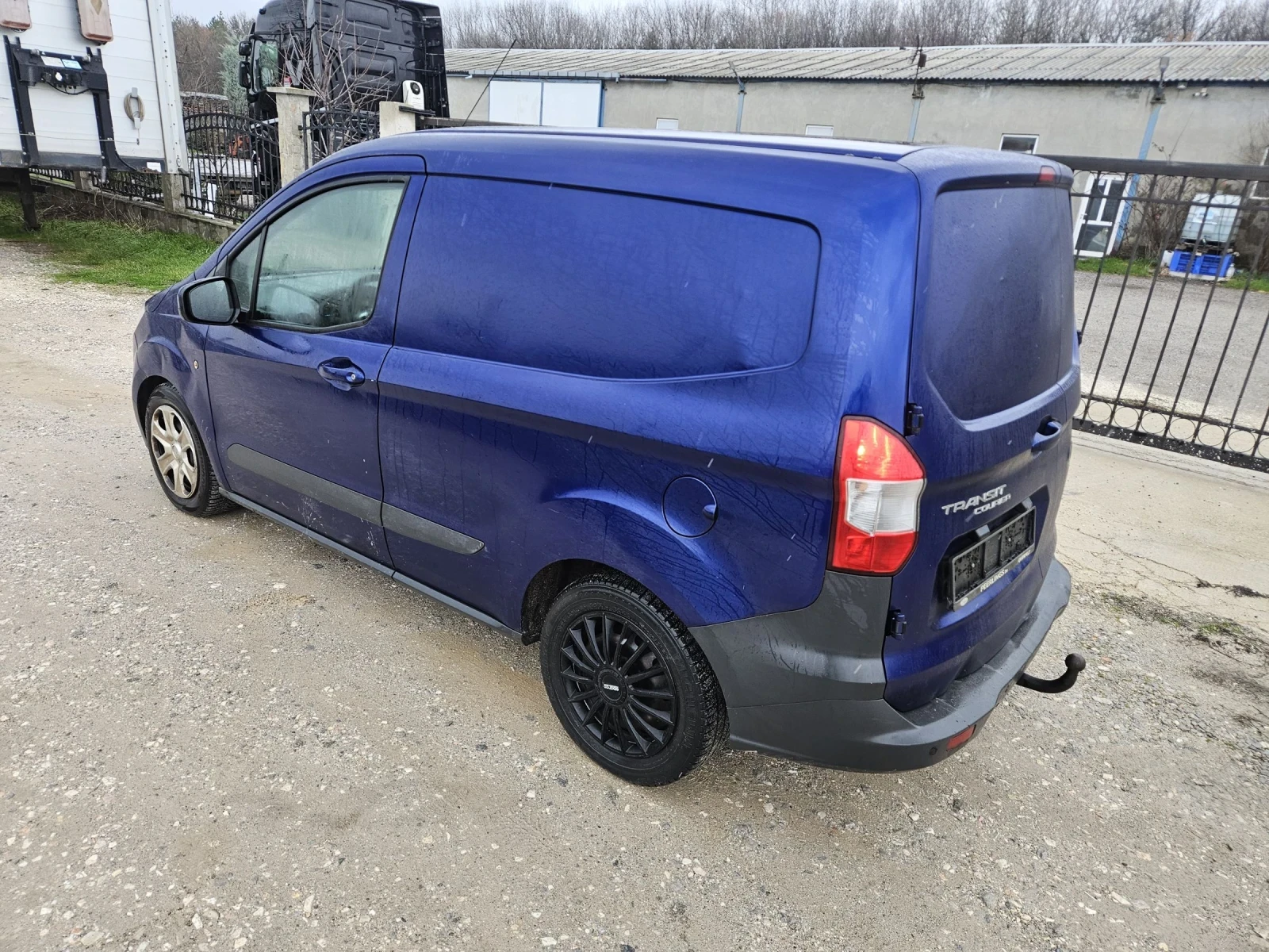 Ford Courier 1.5TDCI КЛИМА N1 - изображение 2