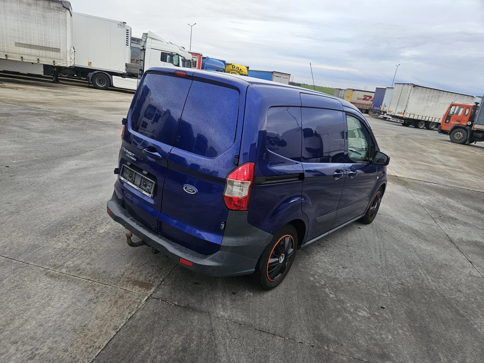 Ford Courier 1.5TDCI КЛИМА N1 - изображение 4