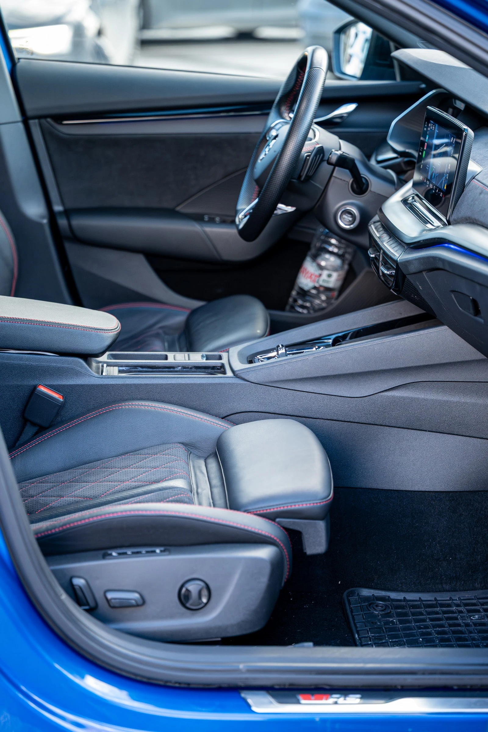 Skoda Octavia RS Plus 2.0 TDI 4x4 DSG - изображение 7