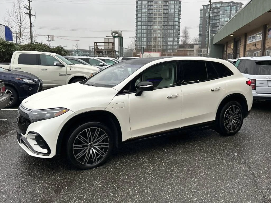 Mercedes-Benz EQS 580 4MATIC * МАСАЖИ* ДИСТРОНИК* 360 КАМЕРА* ОБДУХВ - изображение 3