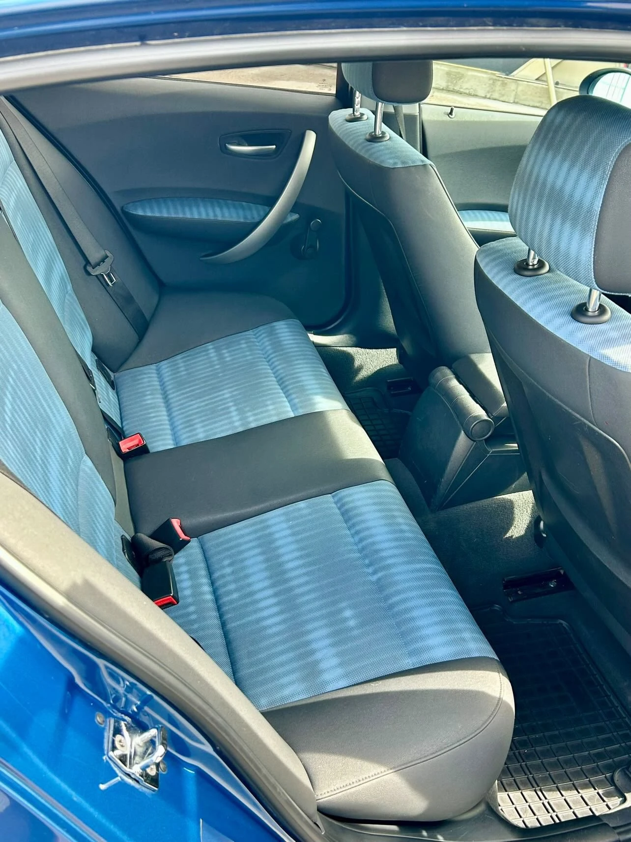 BMW 118, снимка 8 - Автомобили и джипове - 53712340