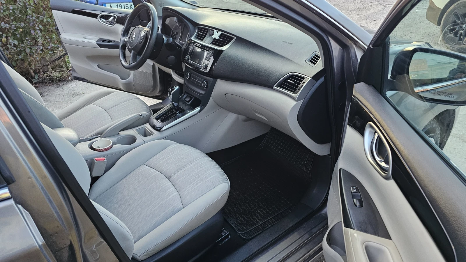 Nissan Sentra SV, снимка 2 - Автомобили и джипове - 53852626