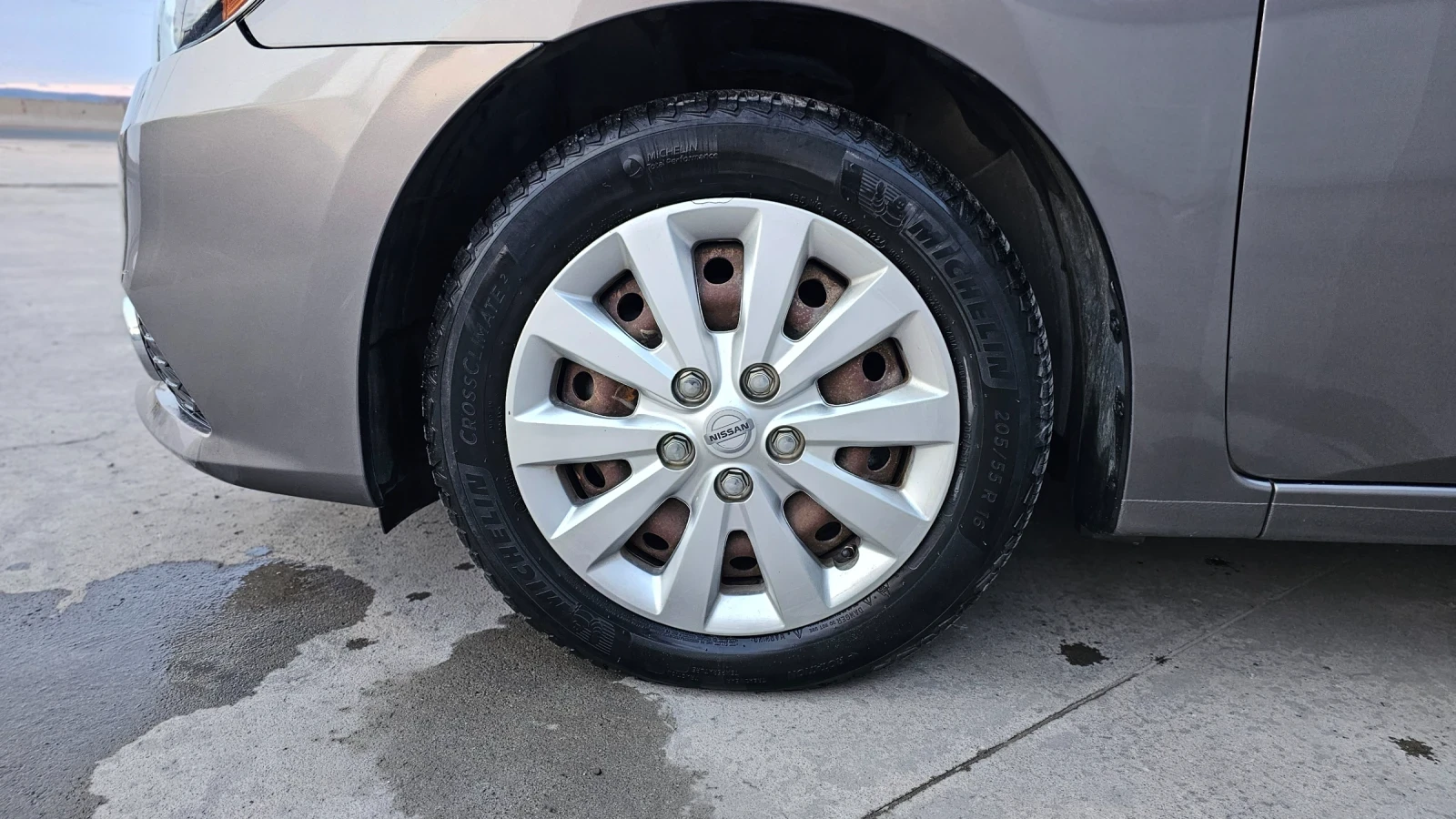 Nissan Sentra SV, снимка 4 - Автомобили и джипове - 53852626