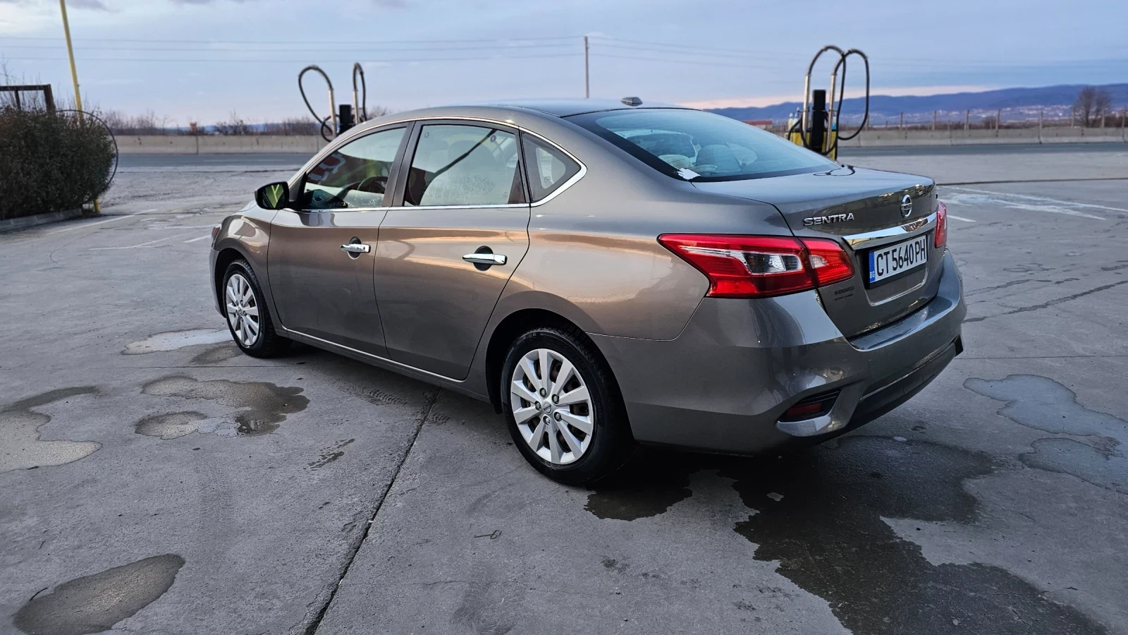 Nissan Sentra SV, снимка 5 - Автомобили и джипове - 53852626