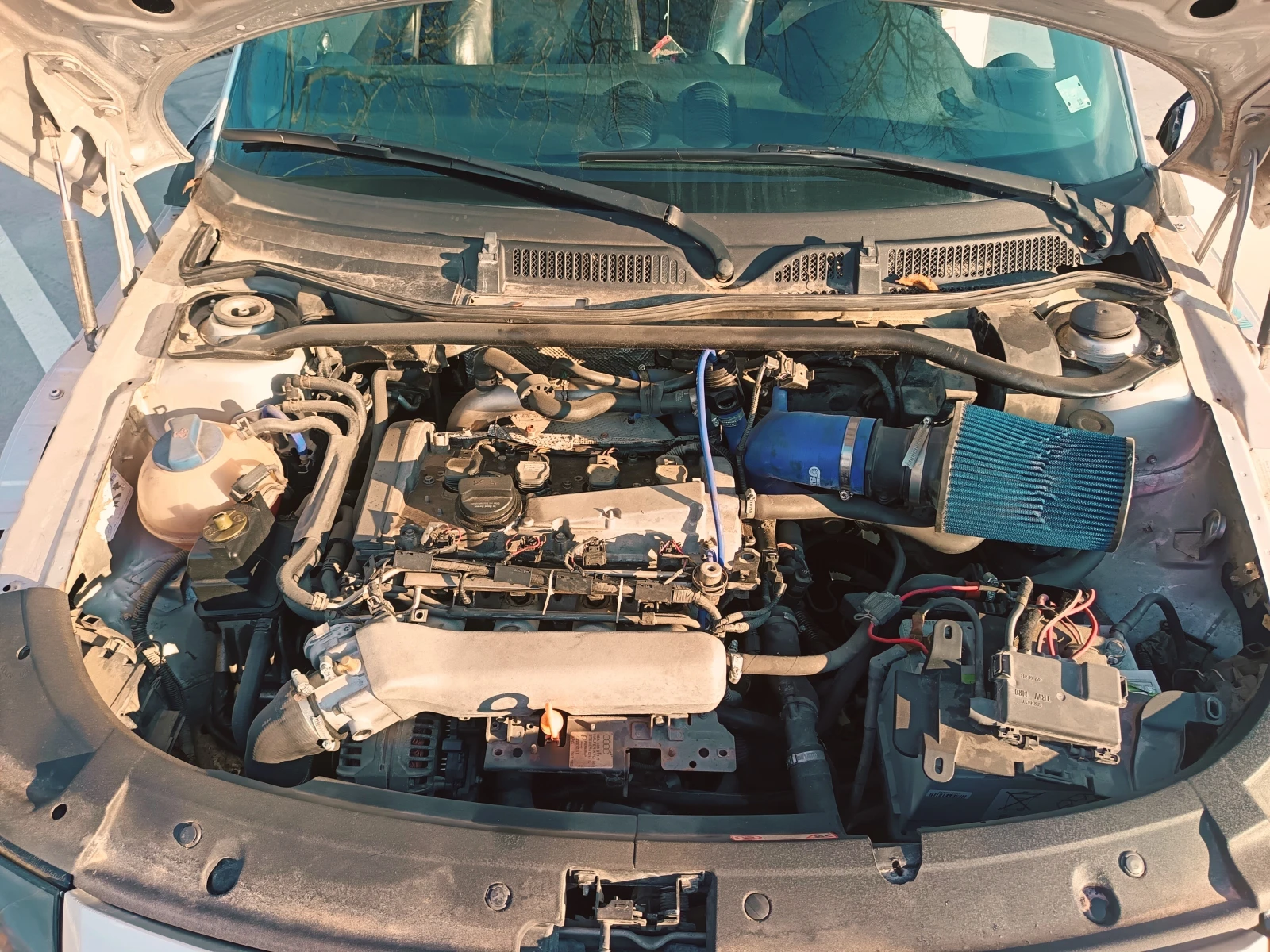 Audi Tt 270HP, снимка 11 - Автомобили и джипове - 54044630