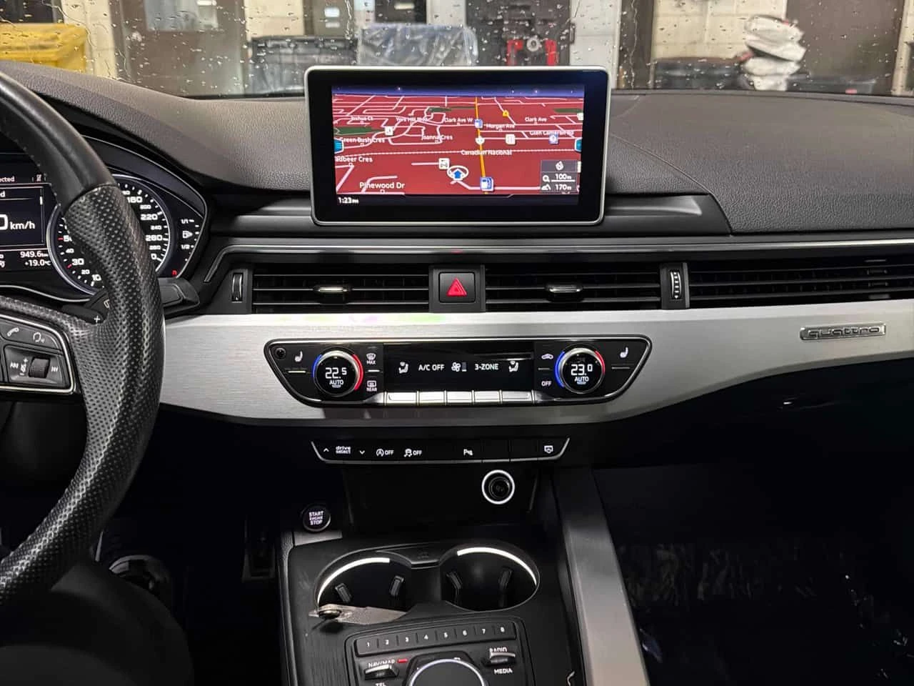 Audi A5 Progressiv/ПАНОРАМА/БЕЗ ИНЦИДЕНТИ, снимка 9 - Автомобили и джипове - 54240908