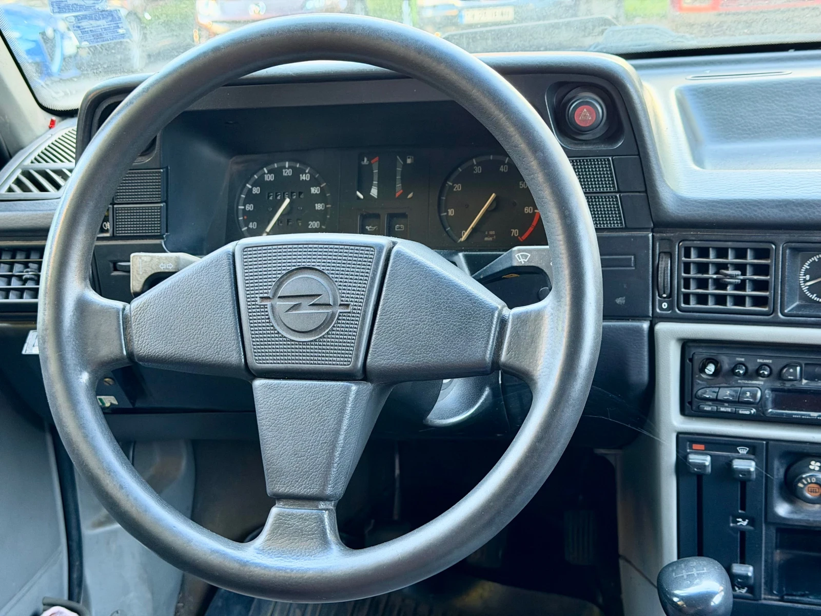 Opel Kadett, снимка 12 - Автомобили и джипове - 54313165