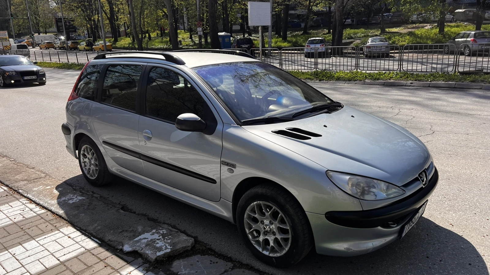Peugeot 206, снимка 2 - Автомобили и джипове - 54384899
