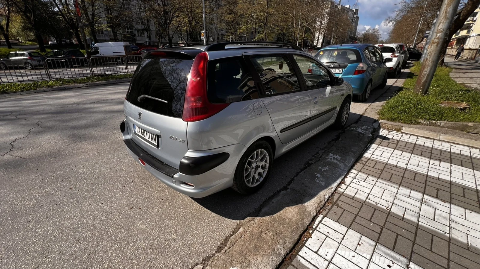 Peugeot 206, снимка 5 - Автомобили и джипове - 54384899