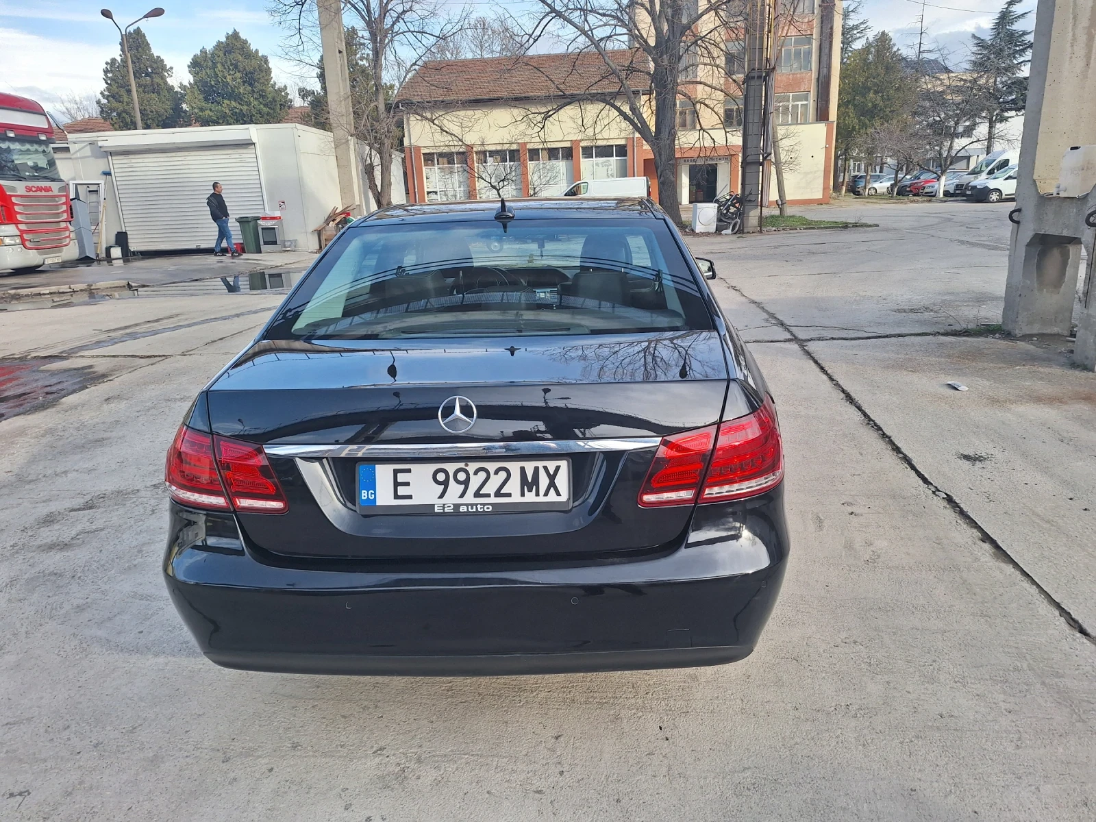 Mercedes-Benz E 250, снимка 6 - Автомобили и джипове - 54657596