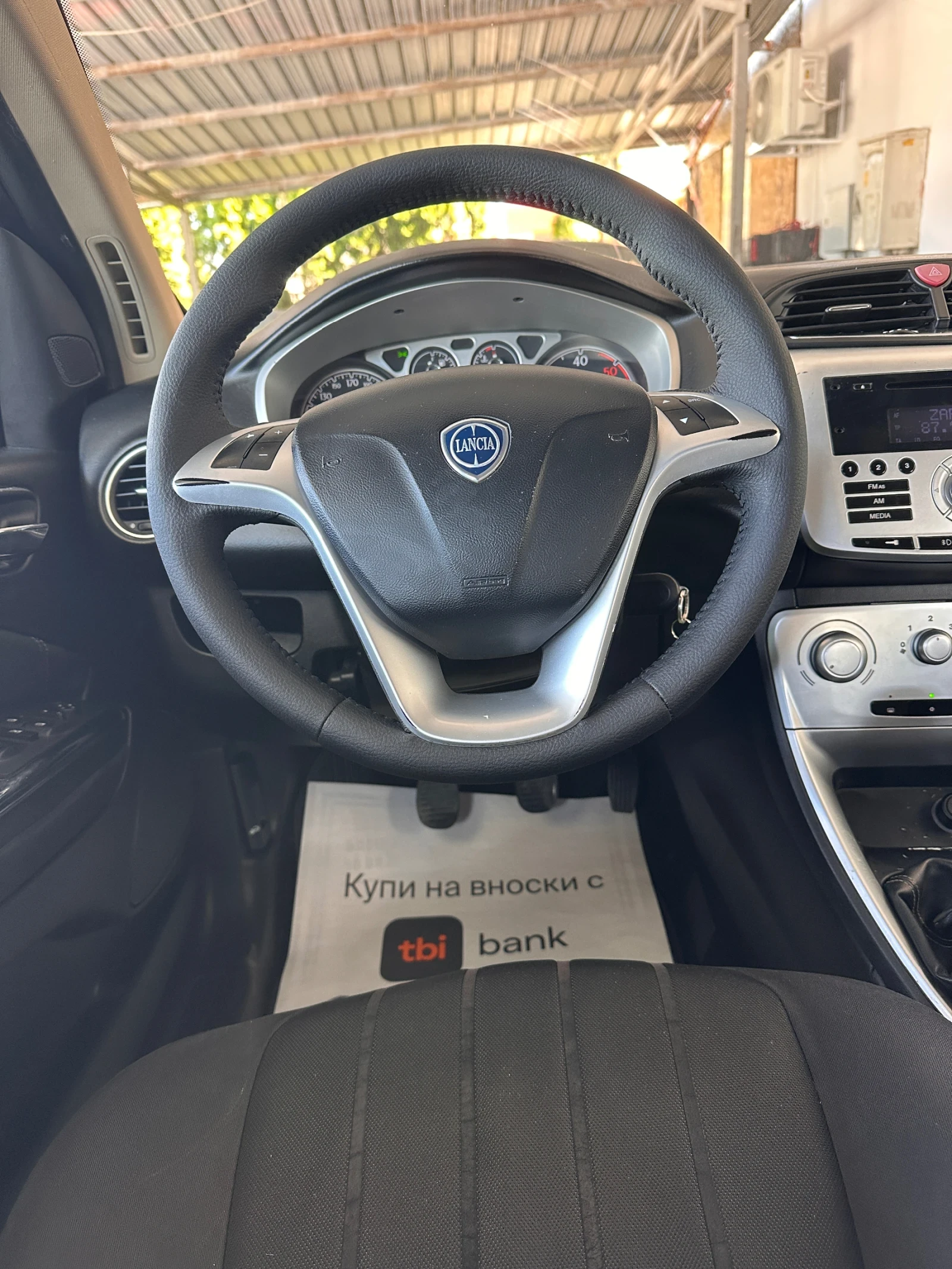 Lancia Delta 1.6M-JET - РЕАЛНИ КИЛОМЕТРИ, снимка 12 - Автомобили и джипове - 55524460