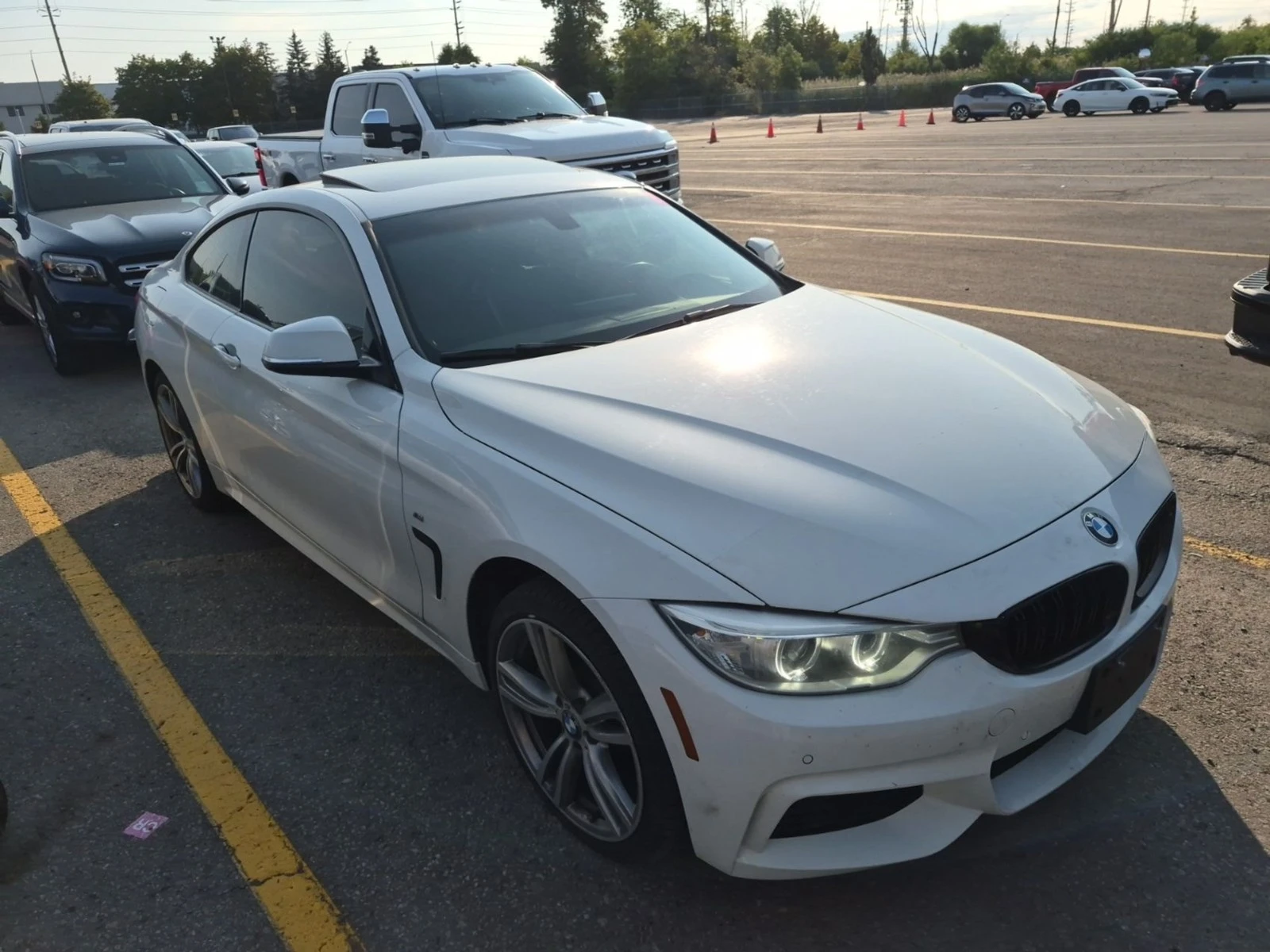 BMW 435 i M-Pack/Harmon Kardon/AвтоКредит (ЦЕНА ДО БГ), снимка 2 - Автомобили и джипове - 55656592