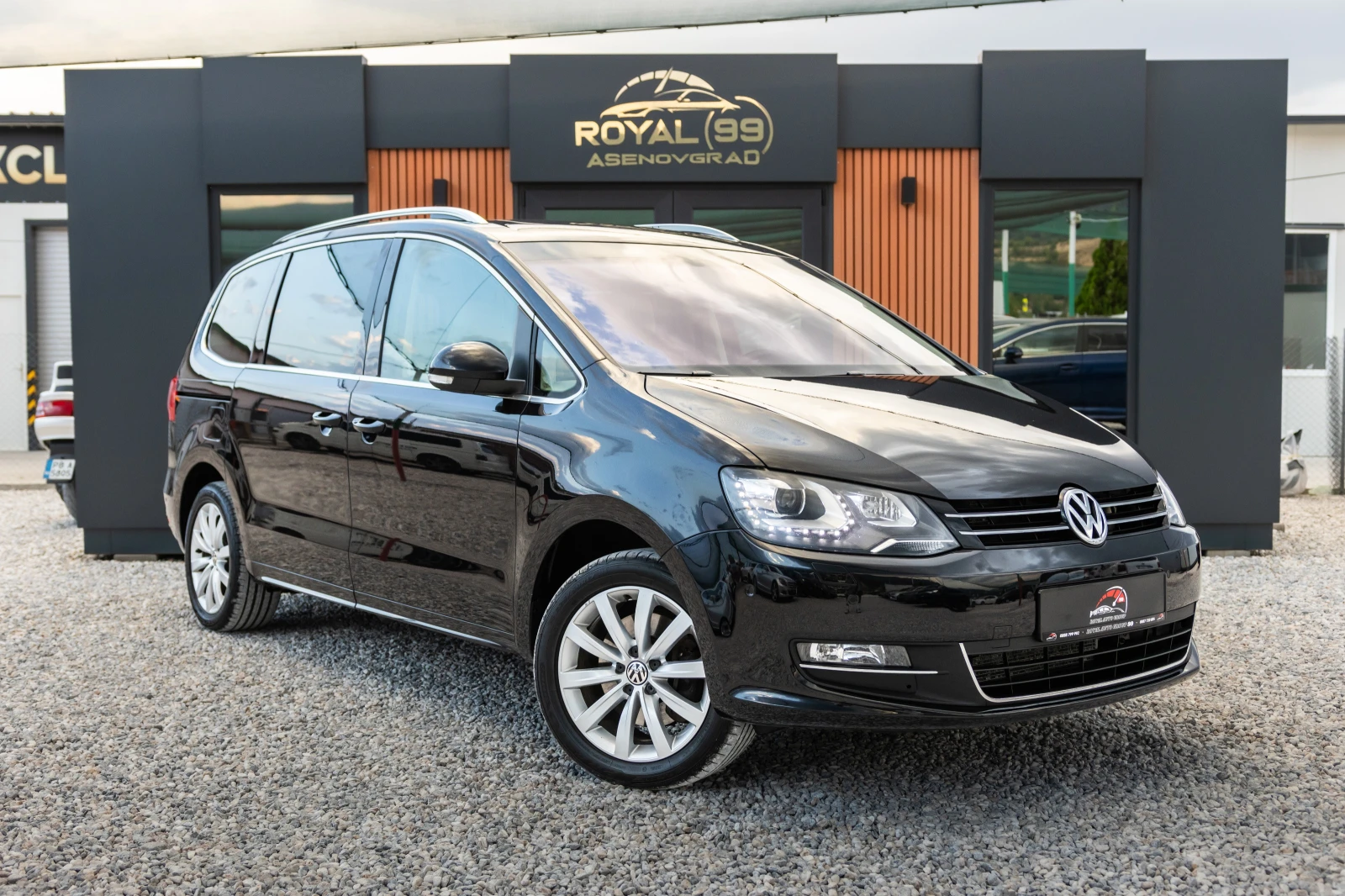 VW Sharan 2.0TDI::HIGHLINE::DSG6::7местен