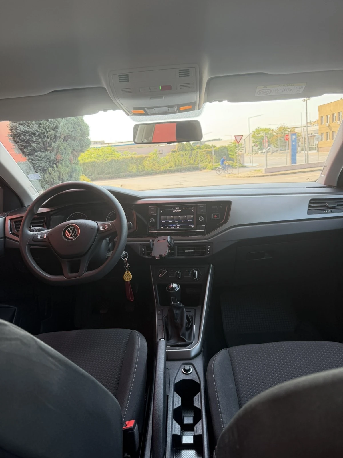 VW Polo 1.0 TGI, снимка 4 - Автомобили и джипове - 56031750