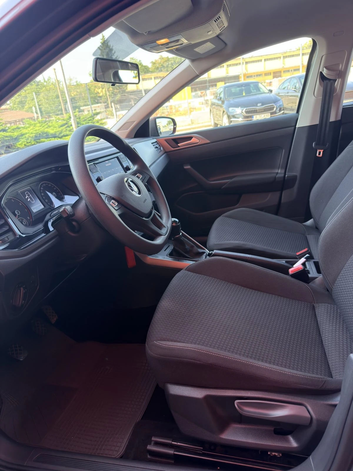 VW Polo 1.0 TGI, снимка 5 - Автомобили и джипове - 56031750