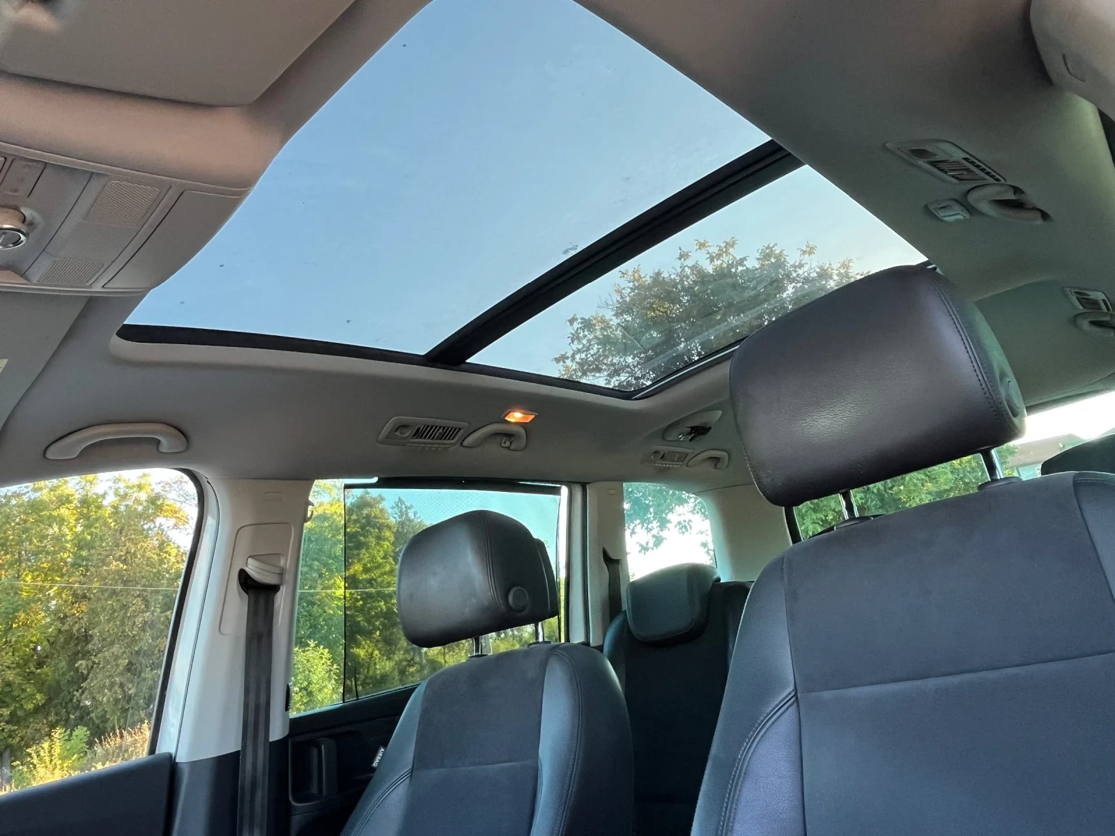 VW Sharan 2.0 TDI, снимка 15 - Автомобили и джипове - 56365030