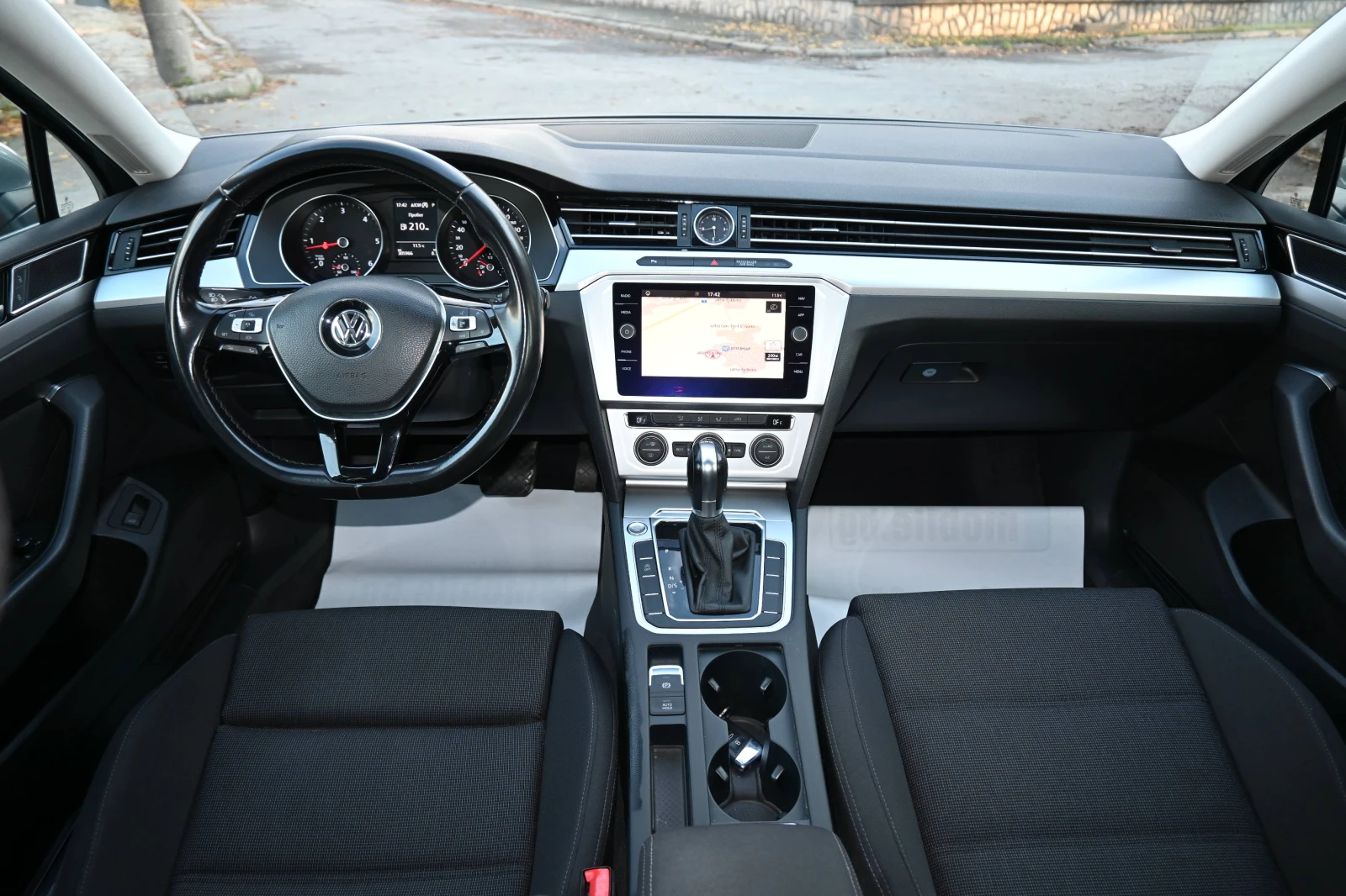 VW Passat ОТЛИЧЕН, снимка 11 - Автомобили и джипове - 56510134