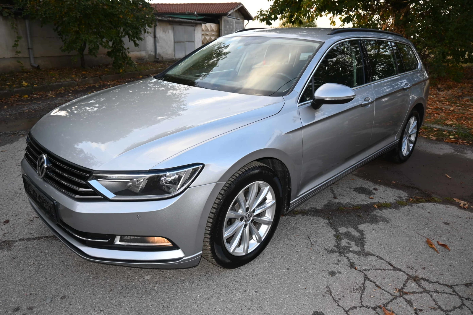 VW Passat ОТЛИЧЕН, снимка 2 - Автомобили и джипове - 56510134